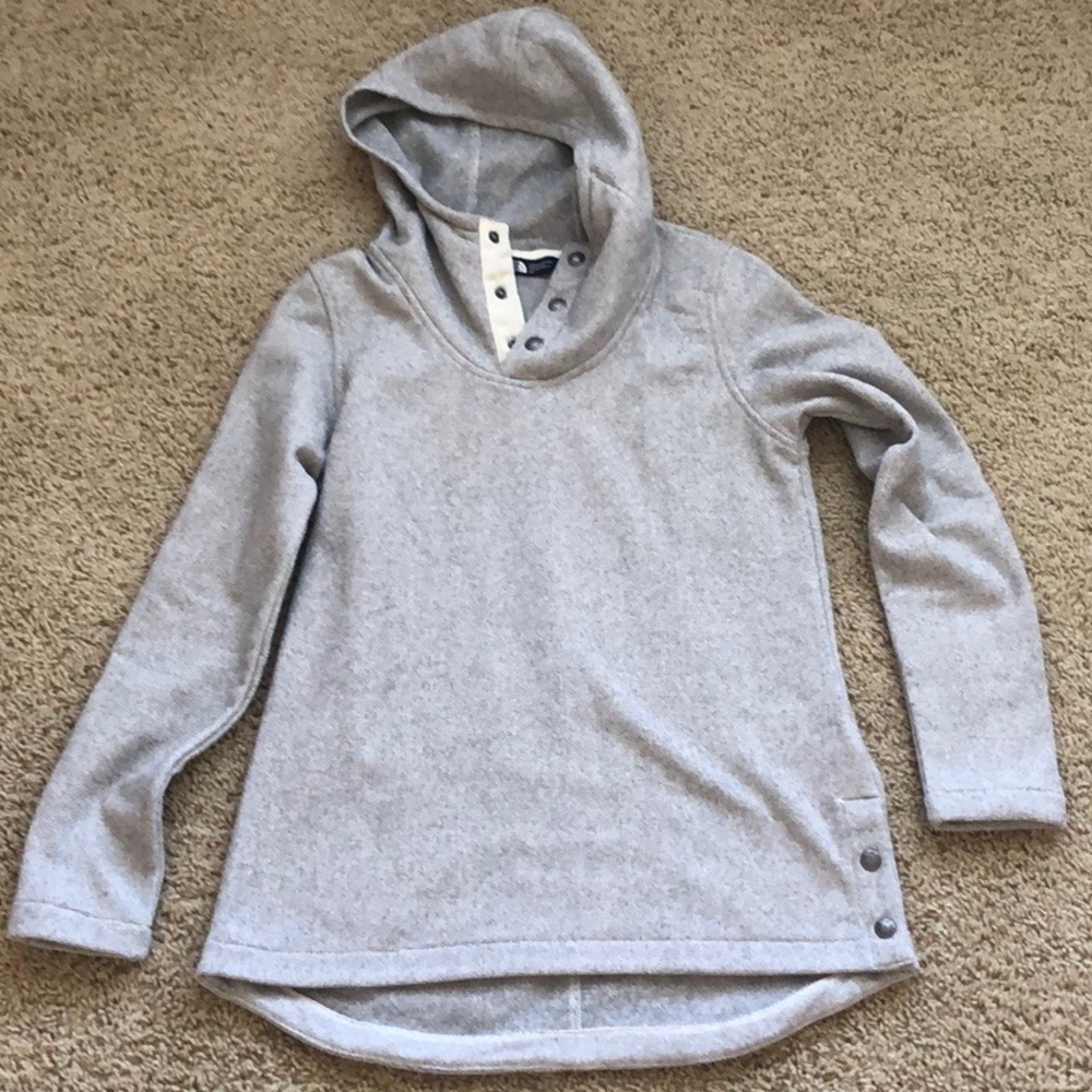 North Face Pullover - Picture 4 of 6